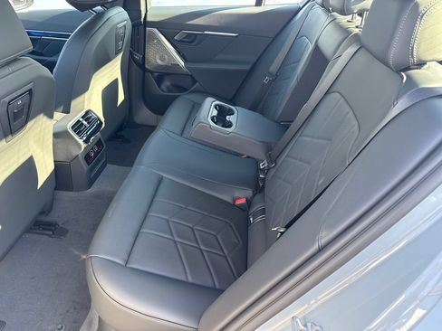 New 2026 BMW i5 AWD/4WD image 18