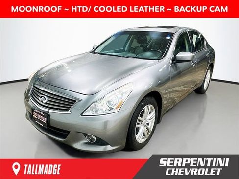 Used 2015 INFINITI Q40 AWD w/ Navigation Package image 1