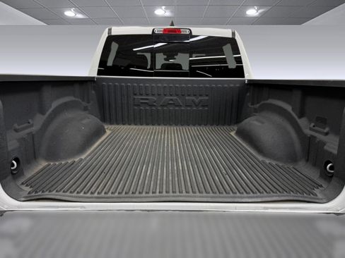 Used 2022 RAM 1500 Big Horn AWD/4WD image 33