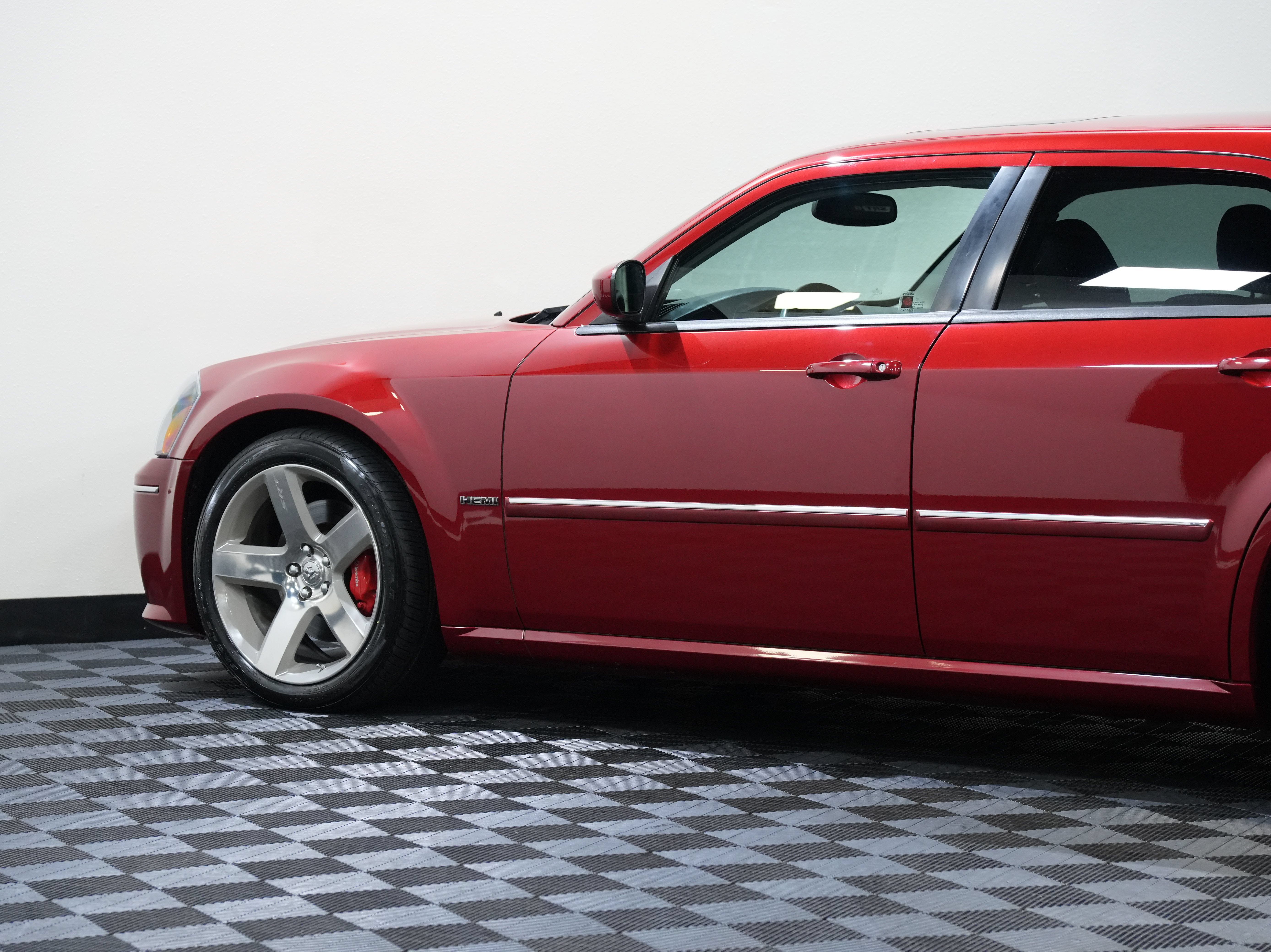 Used 2006 Dodge Magnum SRT8 w/ SRT Option Group III RWD image 20