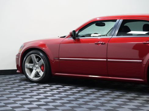 Used 2006 Dodge Magnum SRT8 w/ SRT Option Group III RWD image 20