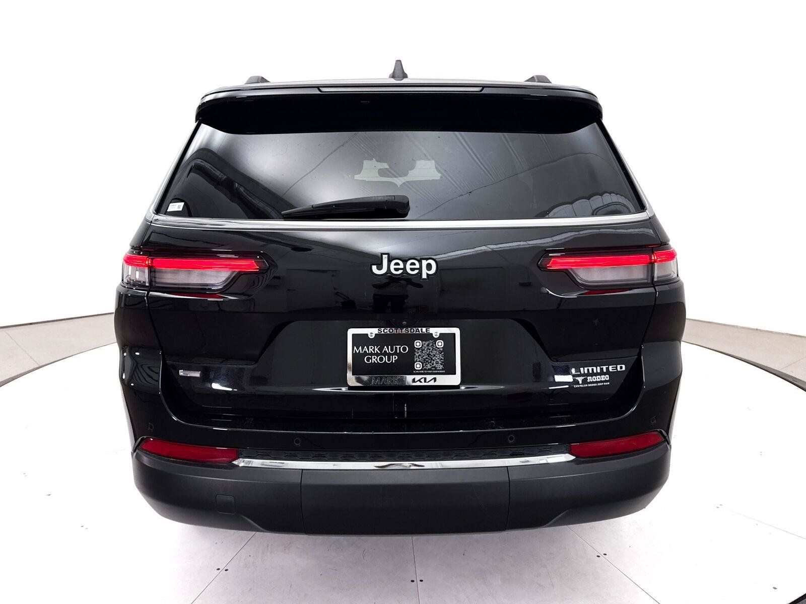 Used 2021 Jeep Grand Cherokee L Limited RWD image 13