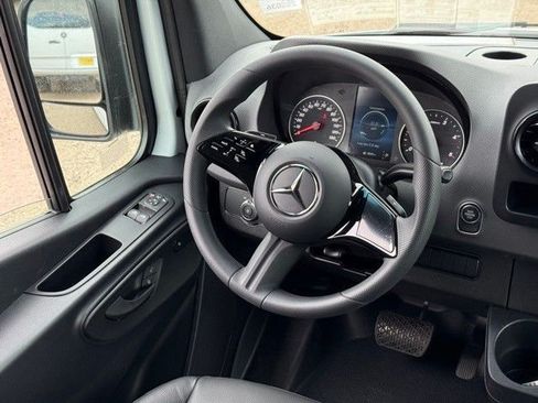 New 2025 Mercedes-Benz Sprinter 2500 image 20