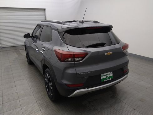 Used 2021 Chevrolet TrailBlazer LT w/ Sun and Liftgate Package FWD image 6