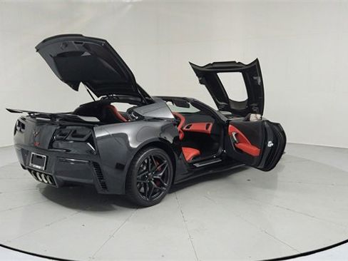 Used 2019 Chevrolet Corvette ZR1 image 10