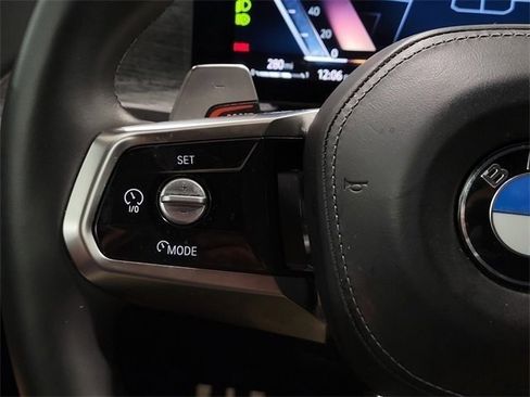 Certified 2023 BMW 760i xDrive w/ Parking Assistance Package image 19