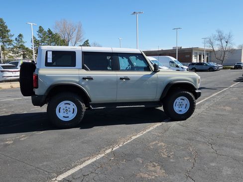 New 2026 Ford Bronco Heritage Edition AWD/4WD image 16