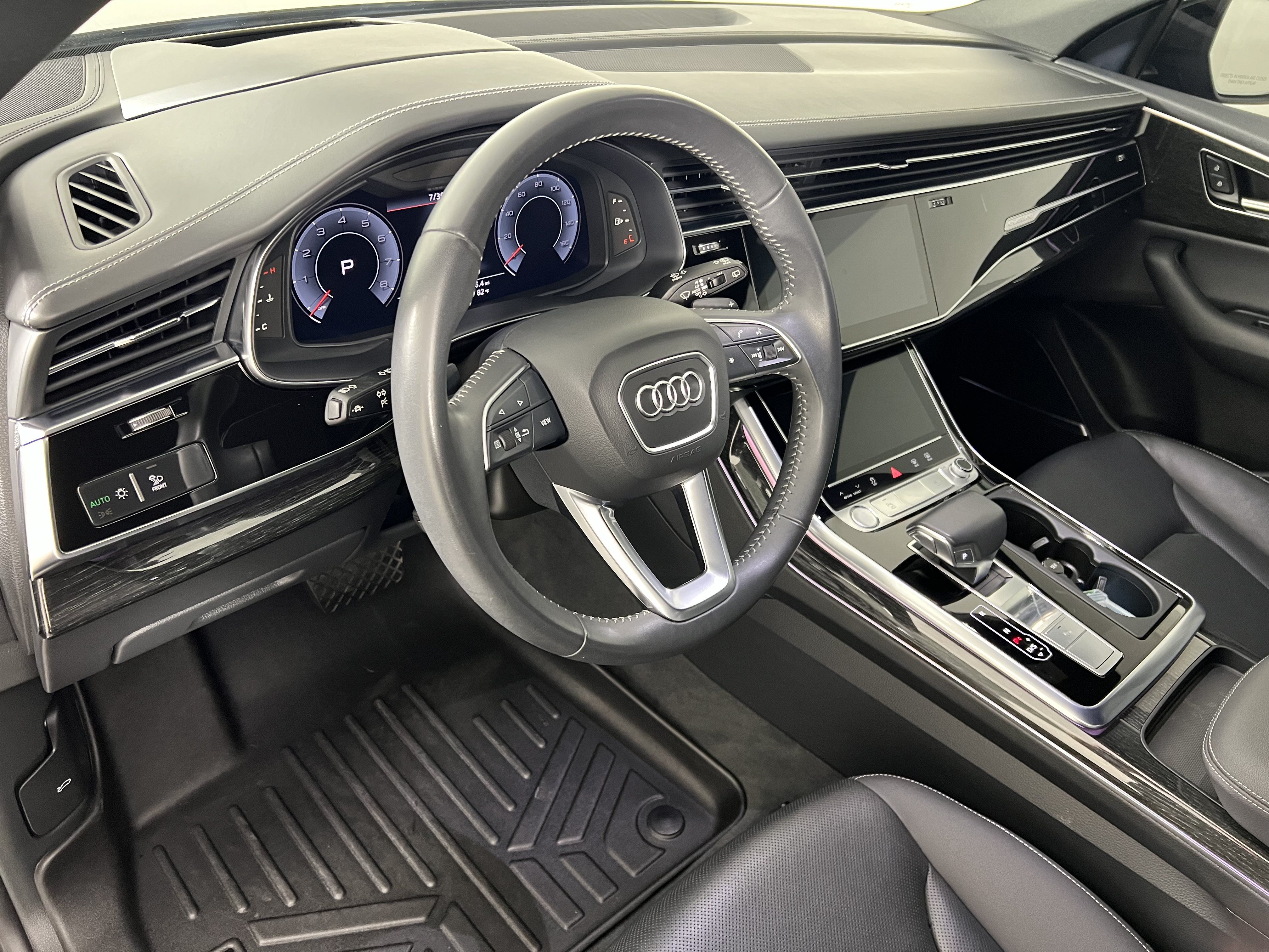 Used 2019 Audi Q8 Prestige w/ Interior Protection Package AWD/4WD image 17