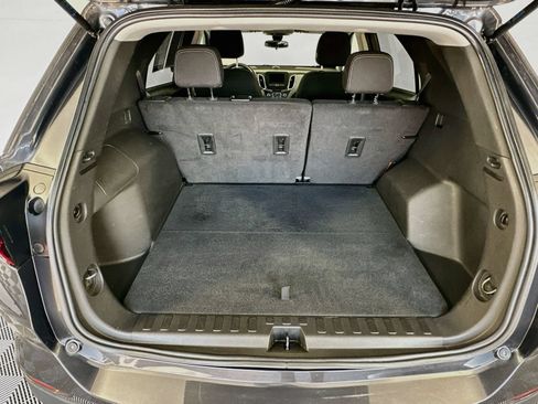 Used 2022 Chevrolet Equinox LS w/ LS Convenience Package FWD image 23