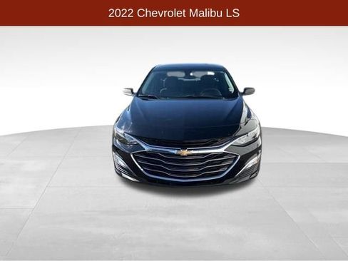 Used 2022 Chevrolet Malibu LS image 2