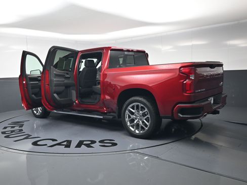 Used 2024 Chevrolet Silverado 1500 High Country w/ High Country Premium Package image 30