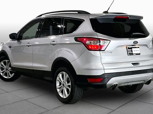 Used 2017 Ford Escape SE w/ Equipment Group 201A AWD/4WD image 12