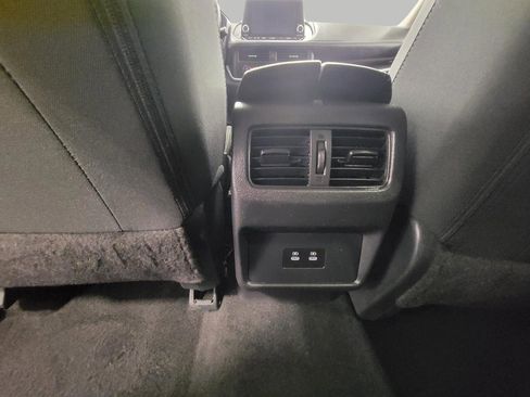 Used 2025 Nissan Rogue SV image 21