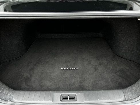 Used 2021 Nissan Sentra SV FWD image 31