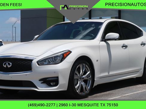 Used 2019 INFINITI Q70 Luxe w/ Sport Package RWD image 1