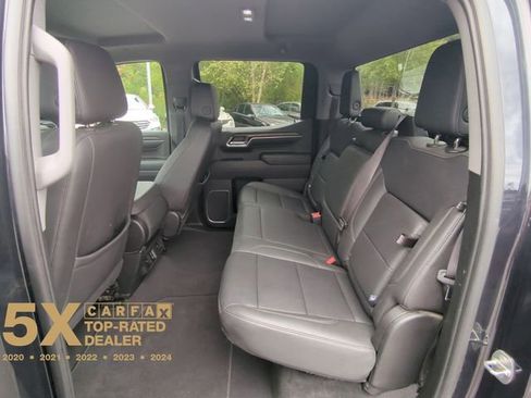 Used 2024 GMC Sierra 1500 SLT image 36