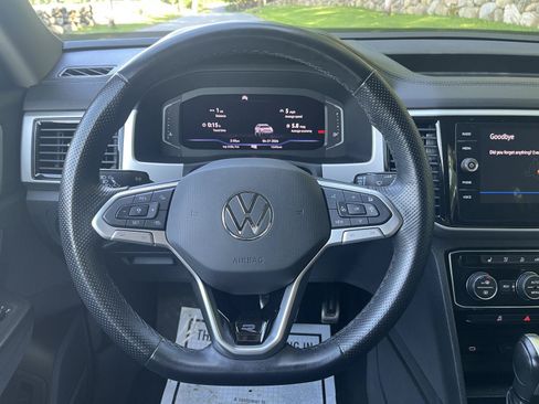 Used 2022 Volkswagen Atlas SEL Premium R-Line AWD/4WD image 36