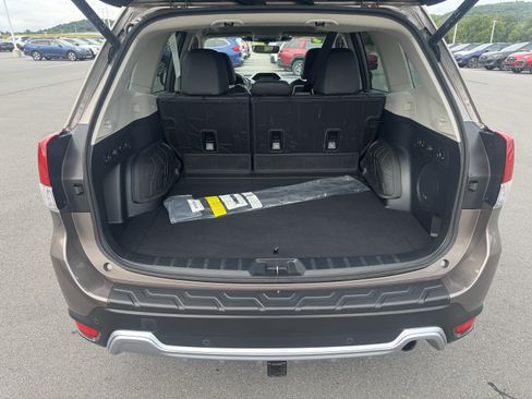 Certified 2023 Subaru Forester Touring AWD/4WD image 5