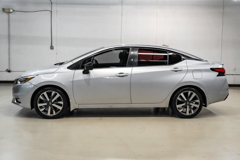 Used 2020 Nissan Versa SR FWD image 10