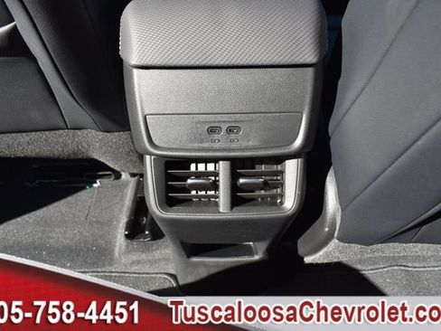 New 2026 Chevrolet Equinox LT w/ Convenience Package II FWD image 18