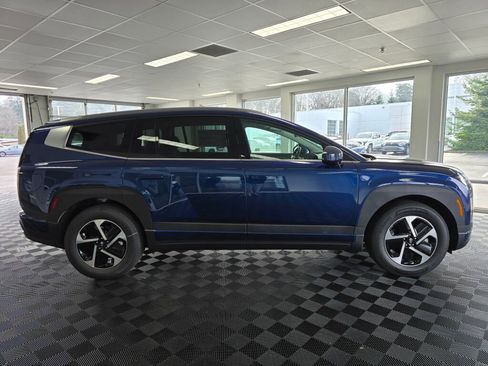 New 2026 Hyundai Ioniq 9 S image 3