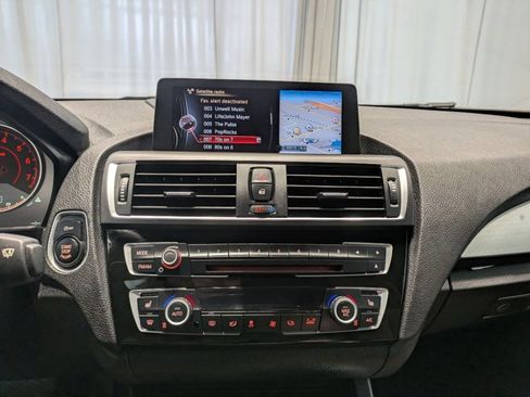 Used 2015 BMW 228i Convertible image 18