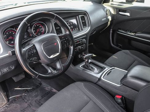 Used 2022 Dodge Charger SXT RWD image 15