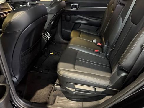 New 2026 Kia Sorento S w/ S Panoramic Sunroof Package image 8