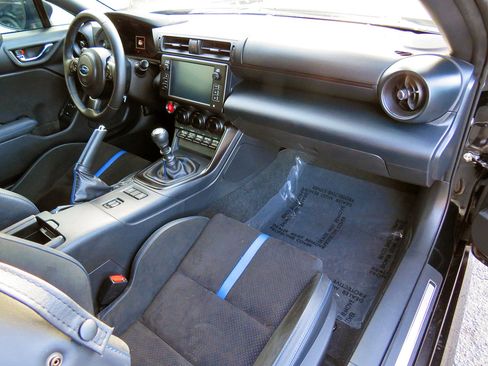 Used 2024 Subaru BRZ tS image 14