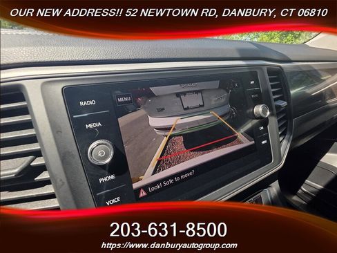 Used 2020 Volkswagen Atlas SE w/ Panoramic Sunroof Package FWD image 19