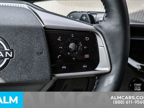 Certified 2025 Nissan Murano SV image 34