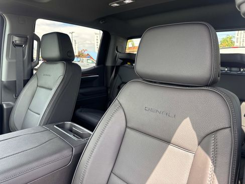 New 2026 GMC Sierra 1500 Denali w/ Denali Reserve Package image 24