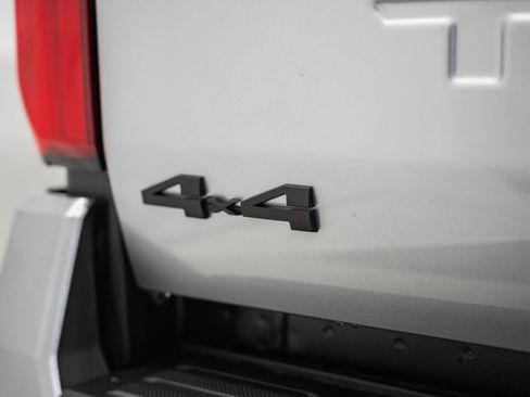 New 2025 Toyota Tacoma TRD Sport image 7