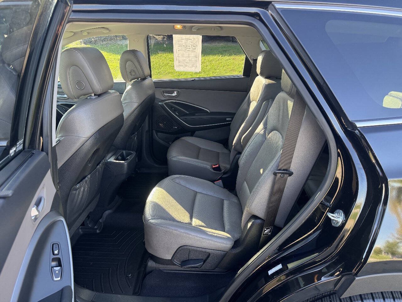 Used 2017 Hyundai Santa Fe Limited AWD/4WD image 12