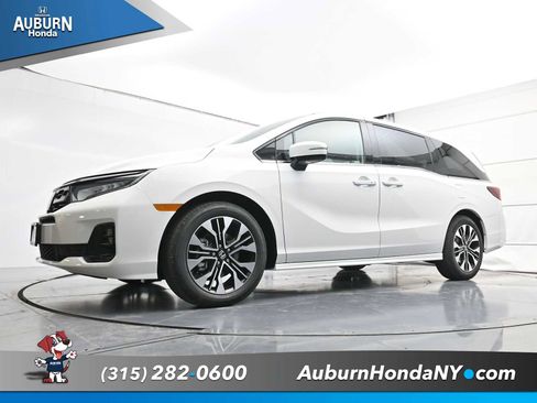 New 2026 Honda Odyssey Elite image 17