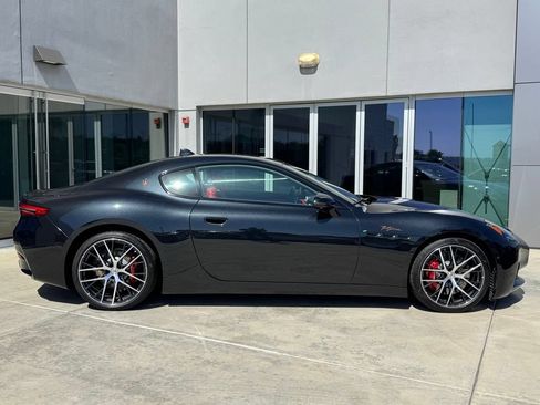 Certified 2025 Maserati GranTurismo Folgore AWD/4WD image 8