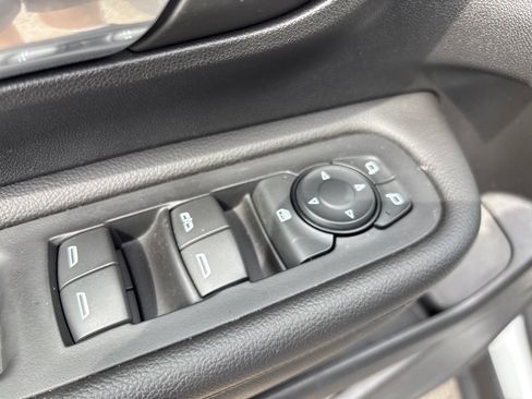 Used 2024 GMC Terrain SLE w/ Driver Convenience Package AWD/4WD image 17