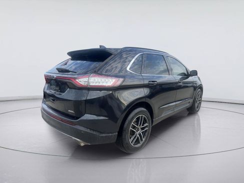 Used 2015 Ford Edge SEL w/ Equipment Group 201A FWD image 3