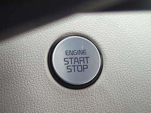 Used 2023 Kia Sorento EX image 15