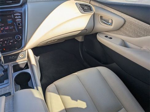 Used 2024 Nissan Murano SL image 19