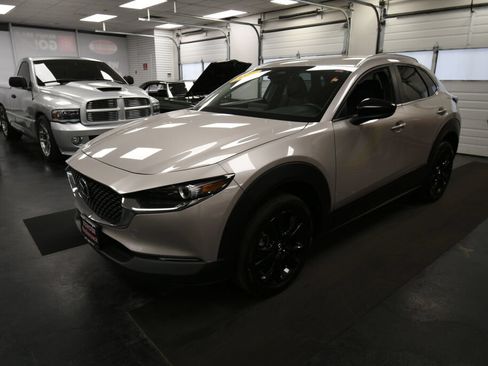 Used 2024 MAZDA CX-30 AWD 2.5 S w/ Select Sport Pkg image 4
