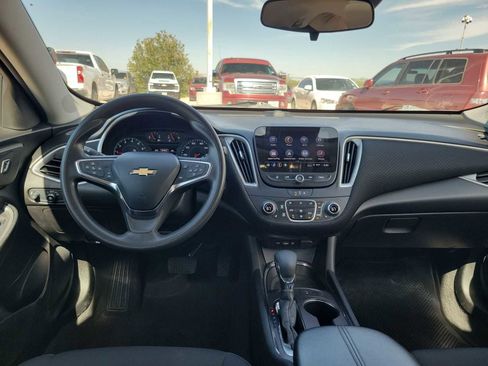 Used 2024 Chevrolet Malibu LT FWD image 14
