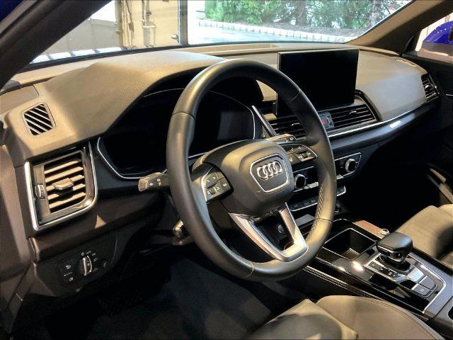Used 2021 Audi Q5 2.0T Premium Plus w/ Premium Plus Package AWD/4WD image 4