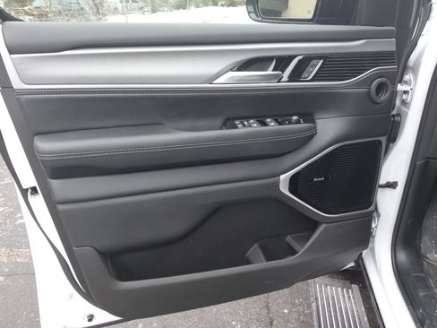 New 2026 Jeep Grand Wagoneer Limited image 27