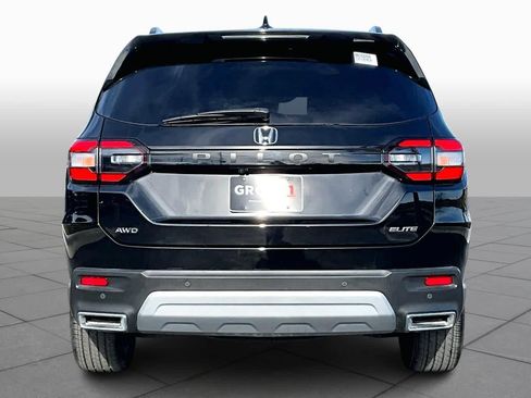 Used 2025 Honda Pilot Elite image 5