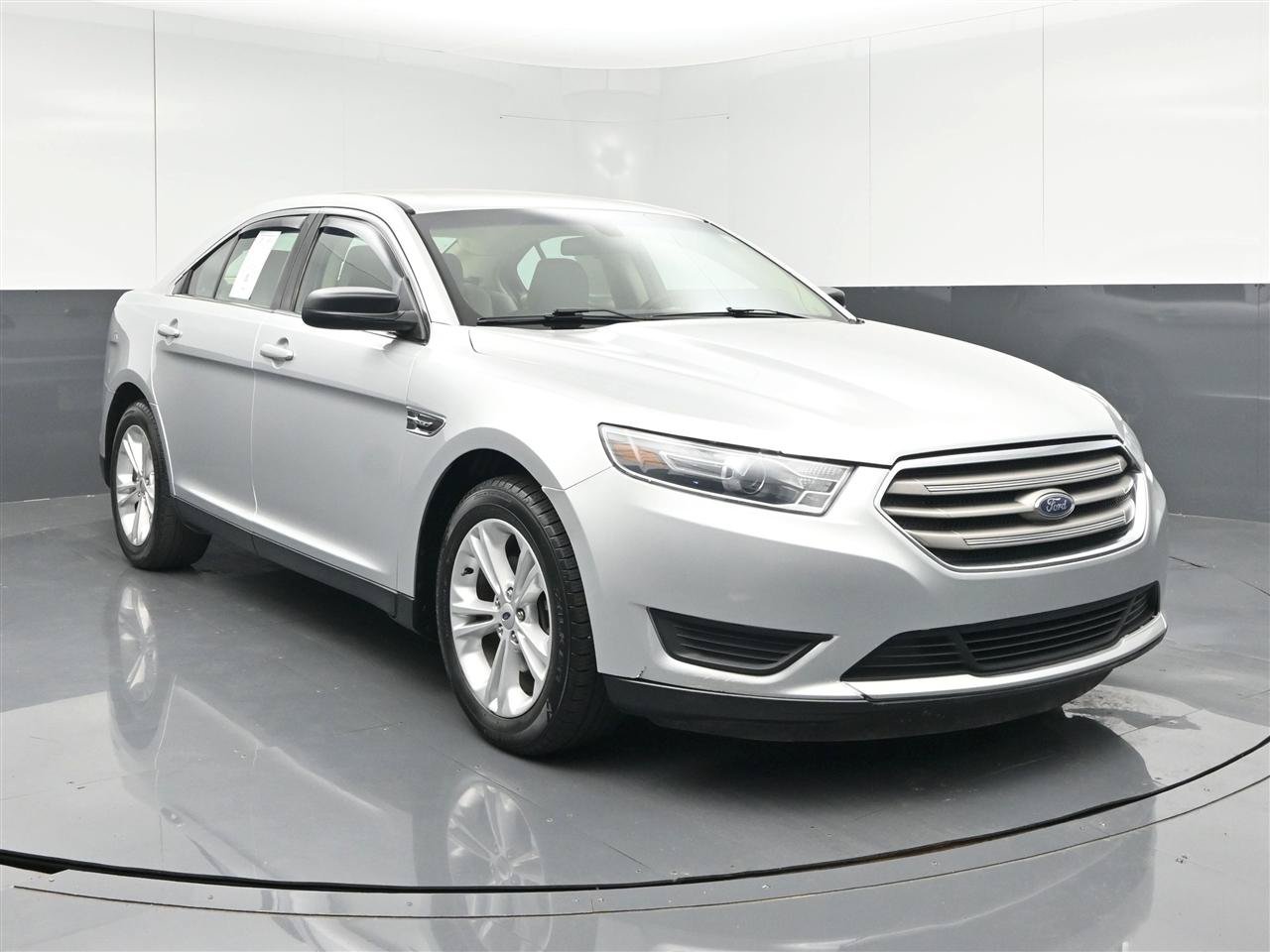 Used 2019 Ford Taurus SE FWD image 1