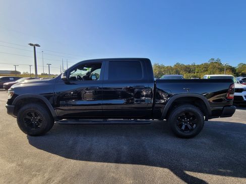 Used 2022 RAM 1500 Rebel w/ Night Edition image 8