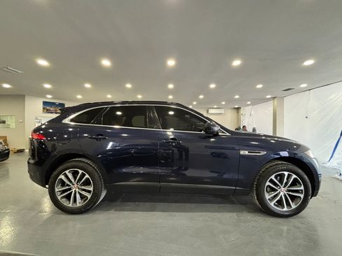 Used 2019 Jaguar F-PACE Premium image 8