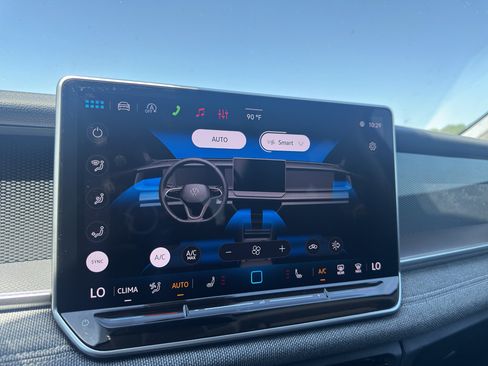 New 2026 Volkswagen Tiguan S FWD image 18