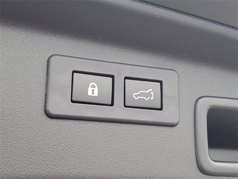 New 2026 Subaru Outback Limited image 8